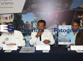 Anuncian 1ª Expo Autos Clásicos.