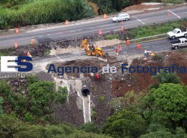 Deslave Autopista Cordoba Orizaba - ES imagen agencia de fotografía