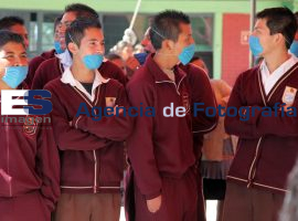 Blanca Alcala Entrega Mobiliario Escolar - ES imagen agencia de fotografía