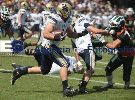 Aztecas Vs. Pumas - ES imagen agencia de fotografía