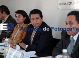 Sesión Instituto Estatal Electoral - ES imagen agencia de fotografía