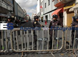 Manifestaciones SITMA en Congreso del Estado - ES imagen agencia de fotografía