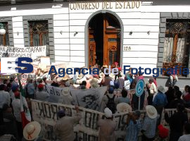 Manifestacion Frente de Pueblos Unidos por la Defensa del Agua y la Tierra - ES imagen agencia de fotografía