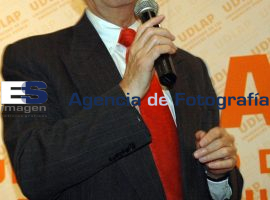 Luis Ernesto Derbes Rector UDLA - ES imagen agencia de fotografía