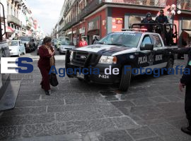Policia Municipal esperando Manifestacion - ES imagen agencia de fotografía