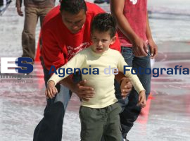Villa Magica, pista de hielo - ES imagen agencia de fotografía