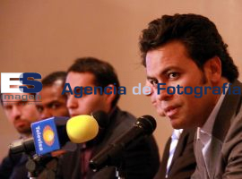 Puebla la mano amigo de Haití - ES imagen agencia de fotografía