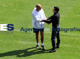 Entrenamiento futbol - ES imagen agencia de fotografía