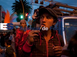 Noche de carnaval en el Barrio del Alto - ES imagen agencia de fotografía