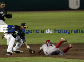 Pericos Vs Diablos Beisbol - ES imagen agencia de fotografía