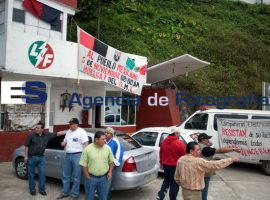 Policia Federal en Nueva Necaxa  - ES imagen agencia de fotografía