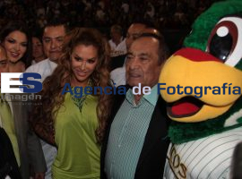 Primer Lanzamiento Temporada Pericos - ES imagen agencia de fotografía