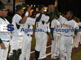 Pericos de Puebla Vs Guerreros de Oaxaca - ES imagen agencia de fotografía