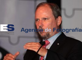 Thomas Karig Volkswawen - ES imagen agencia de fotografía