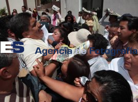 Trifulca Asamblea SETEPI - ES imagen agencia de fotografía