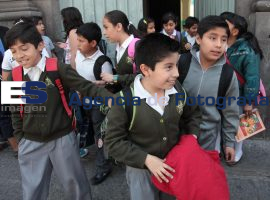 Fin de Clases - ES imagen agencia de fotografía