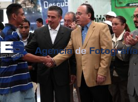 Valentín Meneses Bienvenido Poblano - ES imagen agencia de fotografía