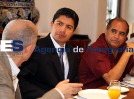 Eduardo Rivera se reune con lideres evangelicos - ES imagen agencia de fotografía