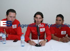 Fuerza y Poder Joven - ES imagen agencia de fotografía