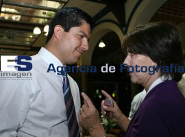 Eduardo Rivera firma compromisos de campaña  - ES imagen agencia de fotografía