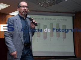 Vicor Manuel Ochoa Granjas Carroll - ES imagen agencia de fotografía
