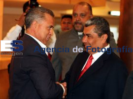 Javier López Zavala se reune con religiosos - ES imagen agencia de fotografía