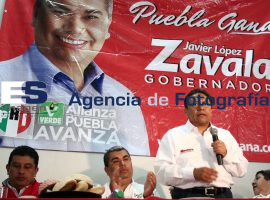 Zavala y Montero en el Parque Juárez  - ES imagen agencia de fotografía