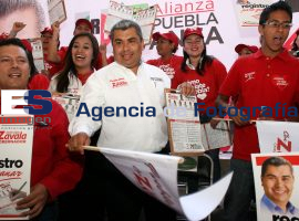 Zavala firma compromisos con Puebla - ES imagen agencia de fotografía