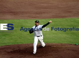 Pericos enfrentó a las Águilas - ES imagen agencia de fotografía
