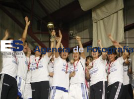 Premiacion Basquetbol femenil - ES imagen agencia de fotografía