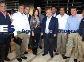 SNTE arremete contra Zavala.  - ES imagen agencia de fotografía