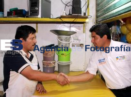 Eduardo Rivera recorrió Xilotzingo - ES imagen agencia de fotografía