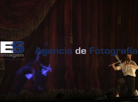 Cirque Eloize Rain Canada - ES imagen agencia de fotografía