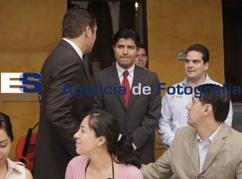 Moreno Valle y Rivera se reunen con médicos de la ciudad - ES imagen agencia de fotografía