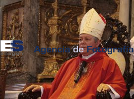 Misa Dominical  - ES imagen agencia de fotografía