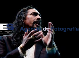 Diego El CigalaDiego El Cigala - ES imagen agencia de fotografía