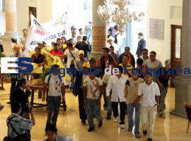 Semanifiestan contra la alianza Compromiso por Puebla por visita de Cesar nava - ES imagen agencia de fotografía