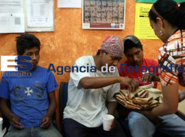 Migrantes Poblanos Vuelven a Casa - ES imagen agencia de fotografía
