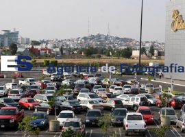 Estacionamiento Angelópolis - ES imagen agencia de fotografía