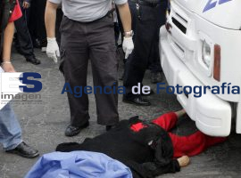 Señora Muere Atropellada por Transporte Urbano - ES imagen agencia de fotografía