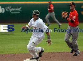 Beisbol Pericos Vs Leones - ES imagen agencia de fotografía