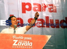Presenta Javier lópez Zavala propuestas para el sector salud - ES imagen agencia de fotografía