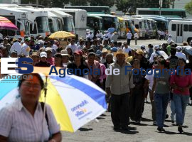 Cierra campaña Rafael Moreno Valle en el estadio Cuauhtemocazs - ES imagen agencia de fotografía