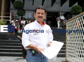 Presenta Arriaga denuncia en la PGJ - ES imagen agencia de fotografía