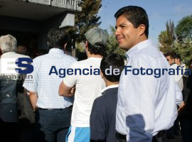 Eduardo rivera vota - ES imagen agencia de fotografía
