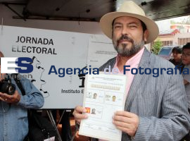 Vota Armando Etcheverry - ES imagen agencia de fotografía