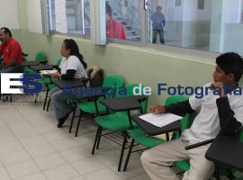 Representantes de las coaliciones hacen presencia en las casillas - ES imagen agencia de fotografía
