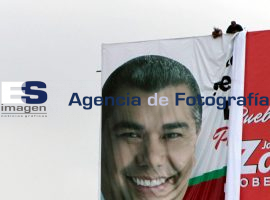 Desmontan publicidad de Puebla Avanza - ES imagen agencia de fotografía