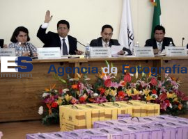 Llegan paquetes electorales de Atempan al IEE - ES imagen agencia de fotografía