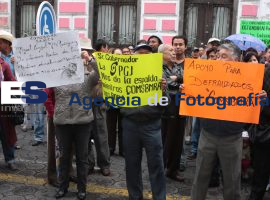 Manifestación Defraudados Congreso del Estado - ES imagen agencia de fotografía